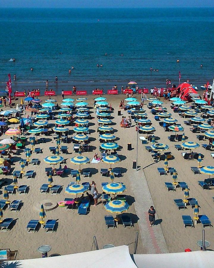 Vasos Apartment Durrës Buitenkant foto
